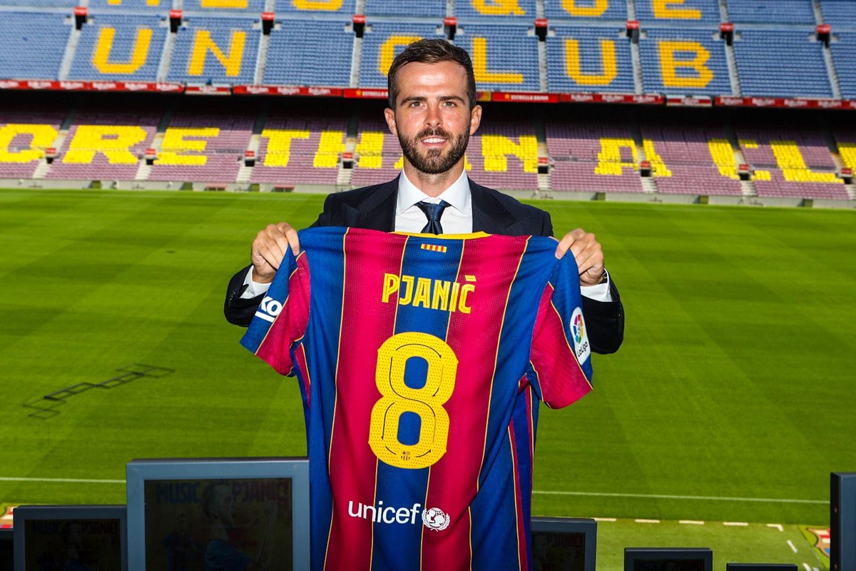 💙❤️  <a href="/Miralem_Pjanic/">Miralem Pjanic</a> , si no.  8️⃣ blaugrana. #PjanicCuler