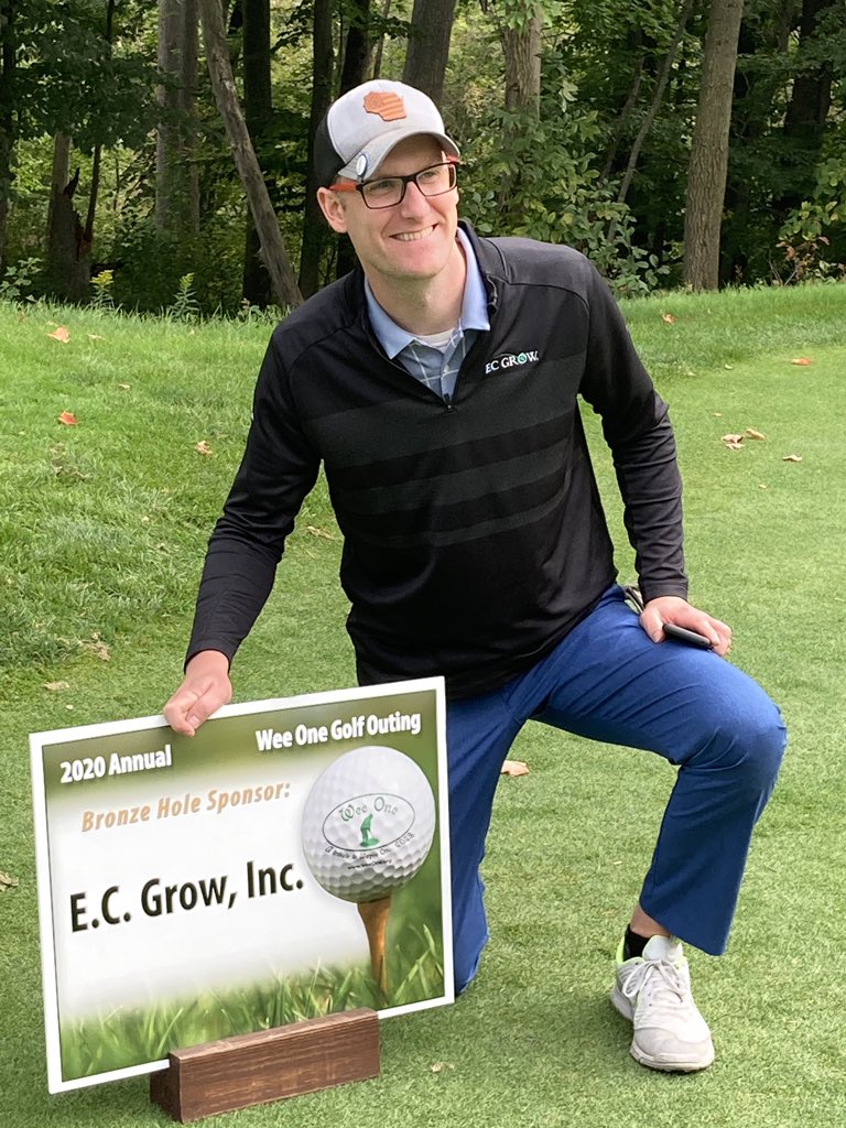 ECGrowProTurf's tweet photo. Another great @wee1foundation golf outing at Pine Hills yesterday!! We are always proud to sponsor and play in this event! #ecgrowproturf #fistbump https://t.co/Fvu8ZghFBh