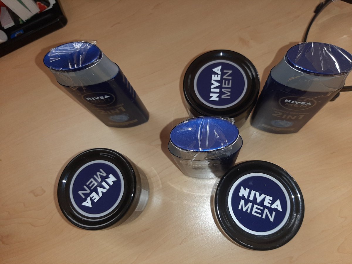 nkosieb1's tweet photo. @manbox_co_za  thank you manbox for Nivea men deep body cream i enjoyed the range my skin feels soft #niveamendeep #manbox  #niveamensouthafrica #niveamen ##Niveamen #niveamendeep https://t.co/IcatBSjsBT