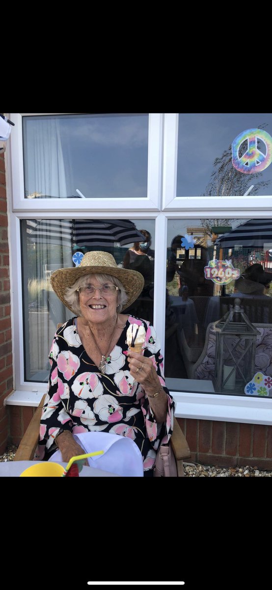 CareHalcyon's tweet photo. 1960s hippie lunch in the garden for our residents today, enjoying the lovely weather ☀️☀️☀️ https://t.co/sL4c18qWSg