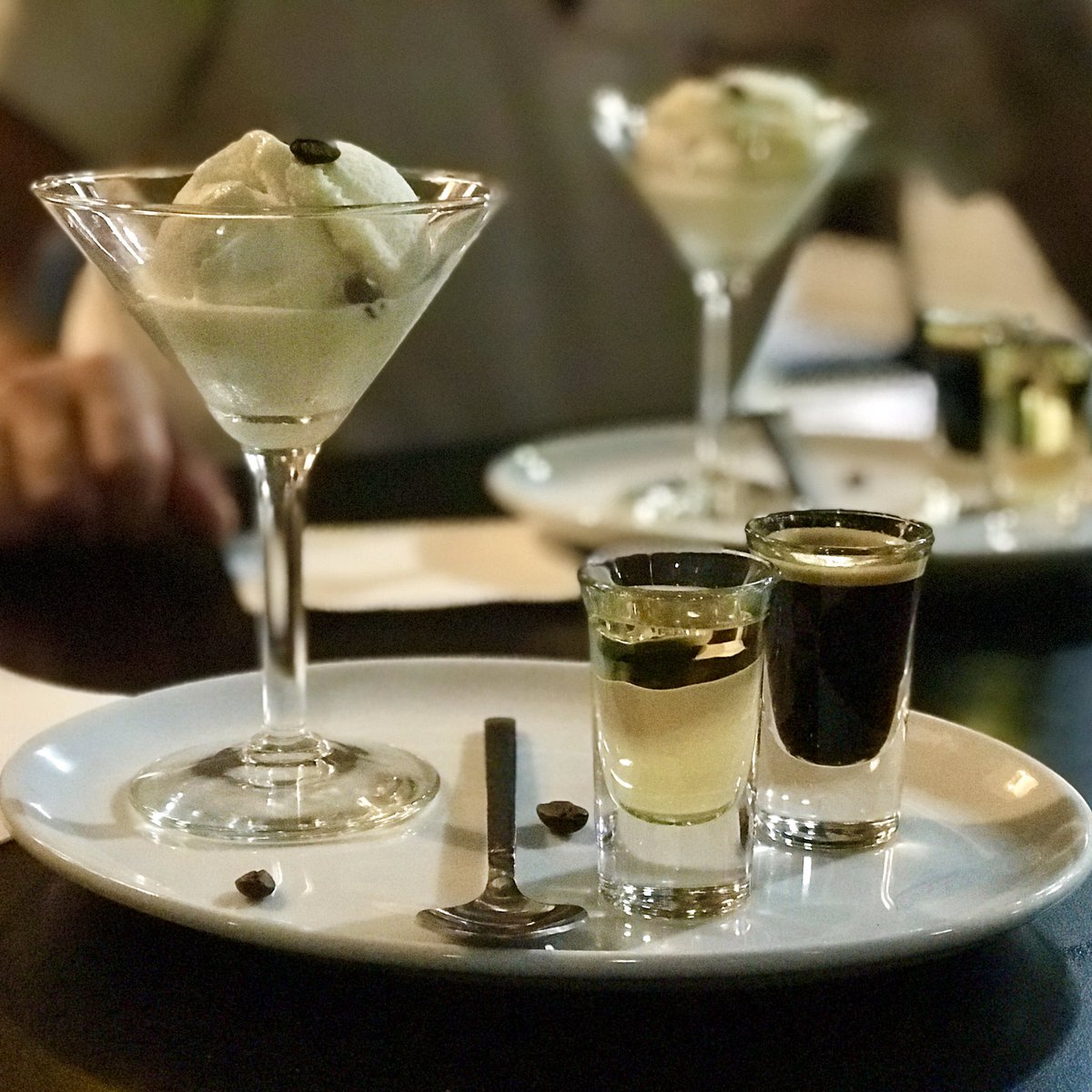 LeeUssher's tweet image. Today’s lesson:
You’ll never regret timeout for a midweek dinner with a friend who makes you laugh.

Thanks Dave, cheers to many years we’ve known each other, worked together &amp;amp; watched each grow at @BuzzWebMedia &amp;amp; @powercreativeau

#lifebydesign #socialnetworking #digitaldialect