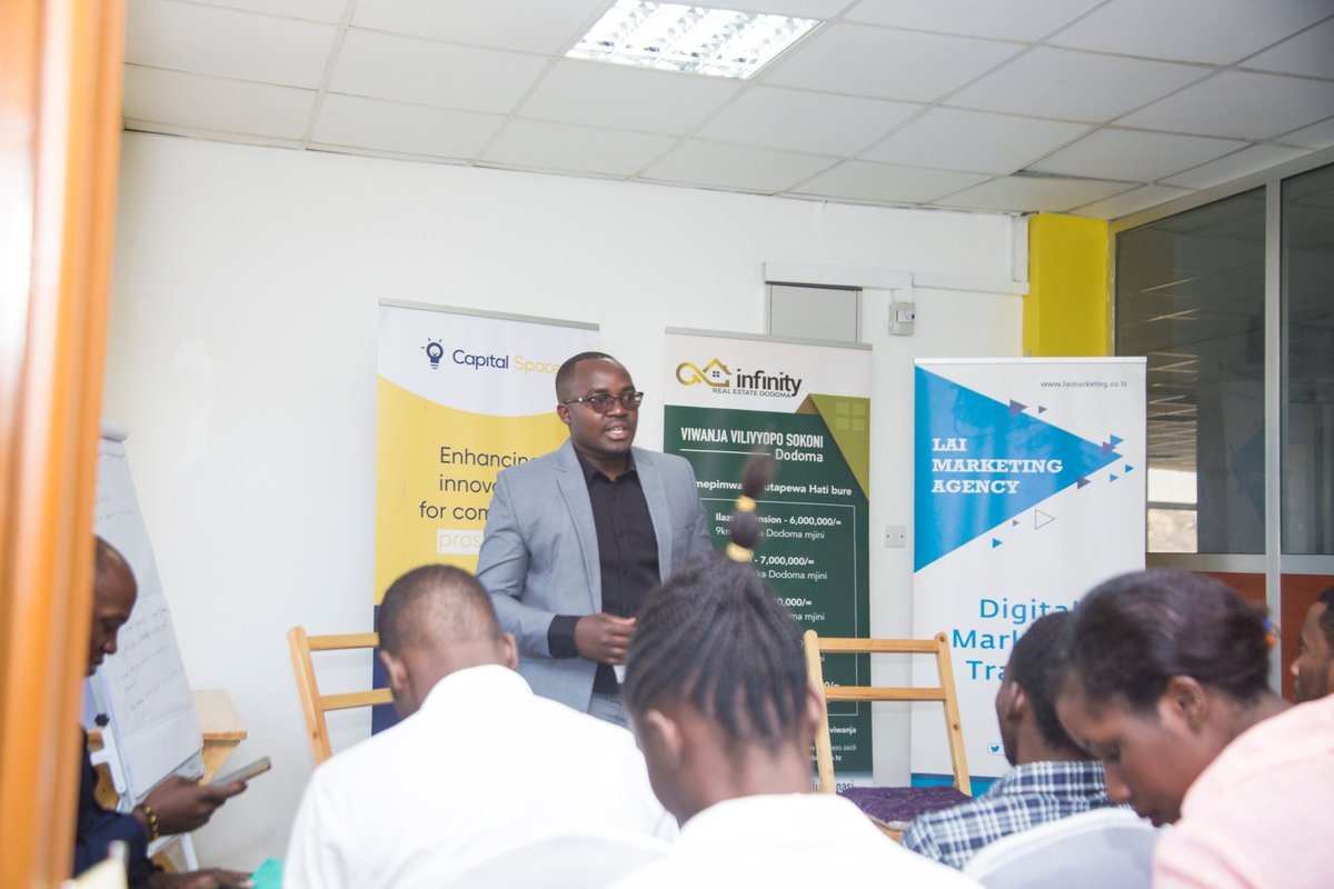 CapitalSpace_Tz's tweet photo. #GraduateMeetup Employers are likely to look for graduates who already display a good range of well developed soft skills and are able to integrate quickly into the workforce.

@Lai_Agency @BahatiSamson @ItsKamala https://t.co/iWRMNZIf8V