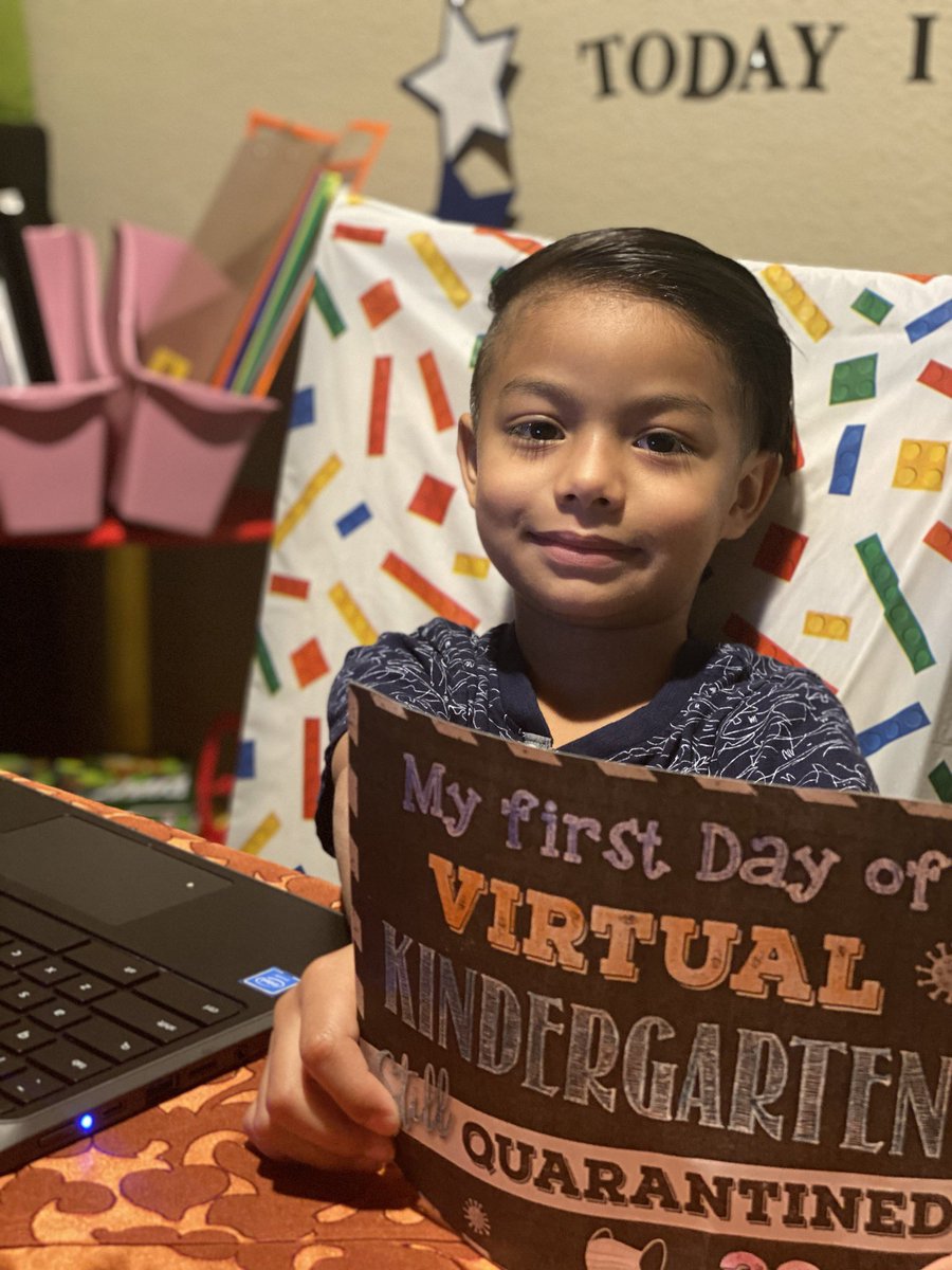 Solis_am_87's tweet photo. 🎉First Day of Kindergarten🎊 #AACPSBack2Awesome  #BrockBridgeElementaryschool #virtuallearning https://t.co/3E9VdxcYOm