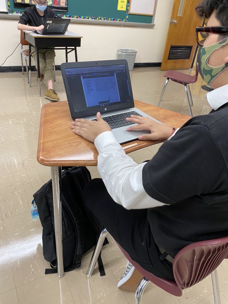 CSpano116's tweet photo. Period 2 Reading 7 working hard in their breakout rooms! #ramresolve @WH_MSRAMS @WhufsdRams #MSreadingrooms https://t.co/cl7CbftqLH
