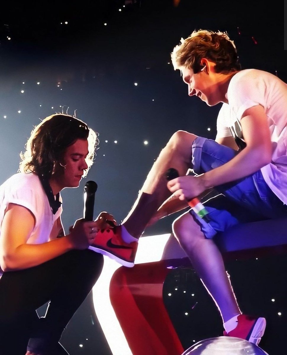 narry being one of my favourite friendships: a thread that should be longer but you get the point :)