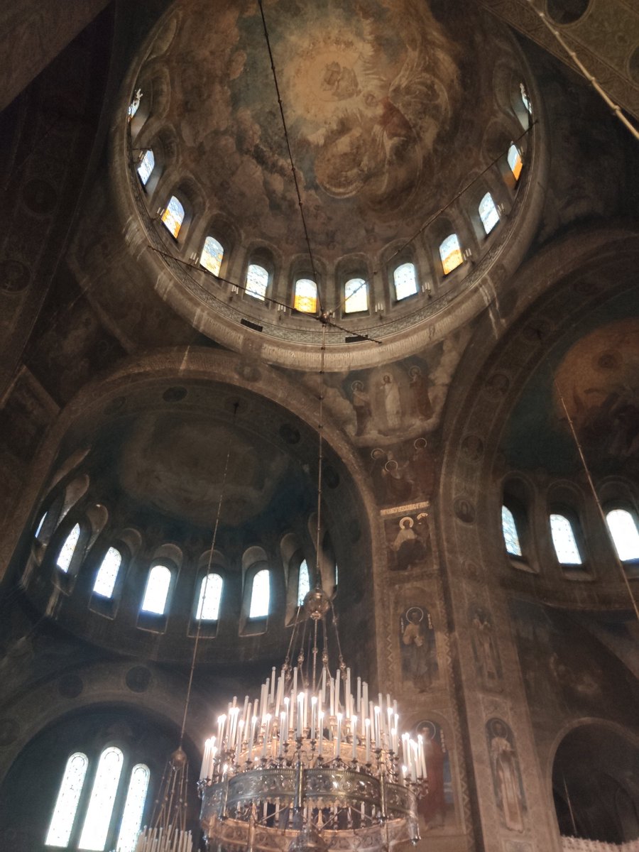 Raulmp25_'s tweet photo. Esta catedral es arte. https://t.co/LtKMZT4wOn