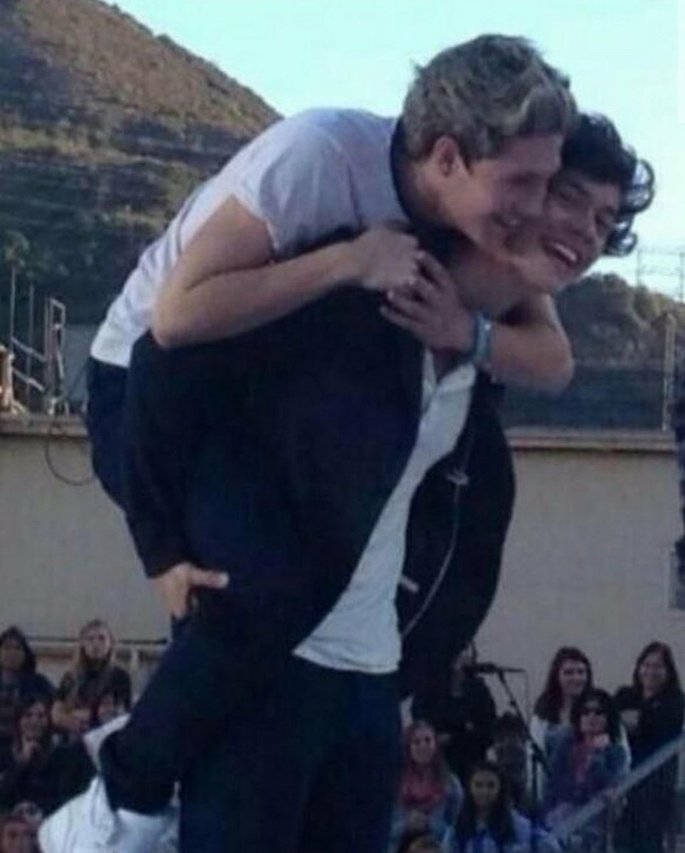 narry being one of my favourite friendships: a thread that should be longer but you get the point :)