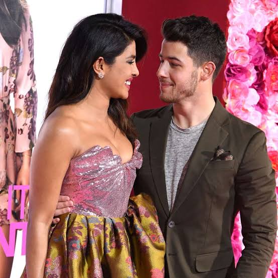 Looking EachOther . #AsiManshi &  #NickYanka . #AsimRiaz  #HimanshiKhurana  #PriyankaChopra  #NickJonas .