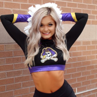 mackenziehaswe1's tweet photo. #NewProfilePic https://t.co/9Yg1Wqxkdz