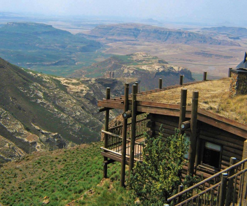 FSGLTA's tweet photo. Free State is a mixture of high lying and flat landscapes which provide diverse natural beauty for the nature lovers.
A great escape for the mind, body and soul, is the Highlands Mountain Retreat found in Clarens.
#TourismMonth2020 #rediscoverfs #ILovefreestate #SouthAfrica https://t.co/iOlwVUrbgJ