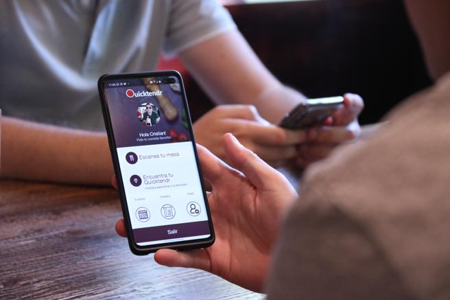 TorresTavo's tweet photo. #Tecnologia 
#NoticiasTecnogus 
#Quicktendr 

Llega a Colombia Quicktendr, una aplicación para la nueva realidad de los restaurantes. Más información >>> https://t.co/2smWKNYQM0 https://t.co/pHwvyVUt16