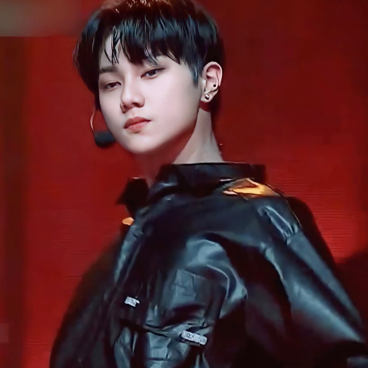 [📢]

It's Dandelions time! Together with Daniel Japanese Fanbase, we'll have streaming party now. Let's focus on Daniel's new FanCam "Flame On" 🔥 and don't forget to use hashtag #I_LAND_DANIEL_DEBUT. 

🔥youtu.be/IapXkfcWLuI🔥