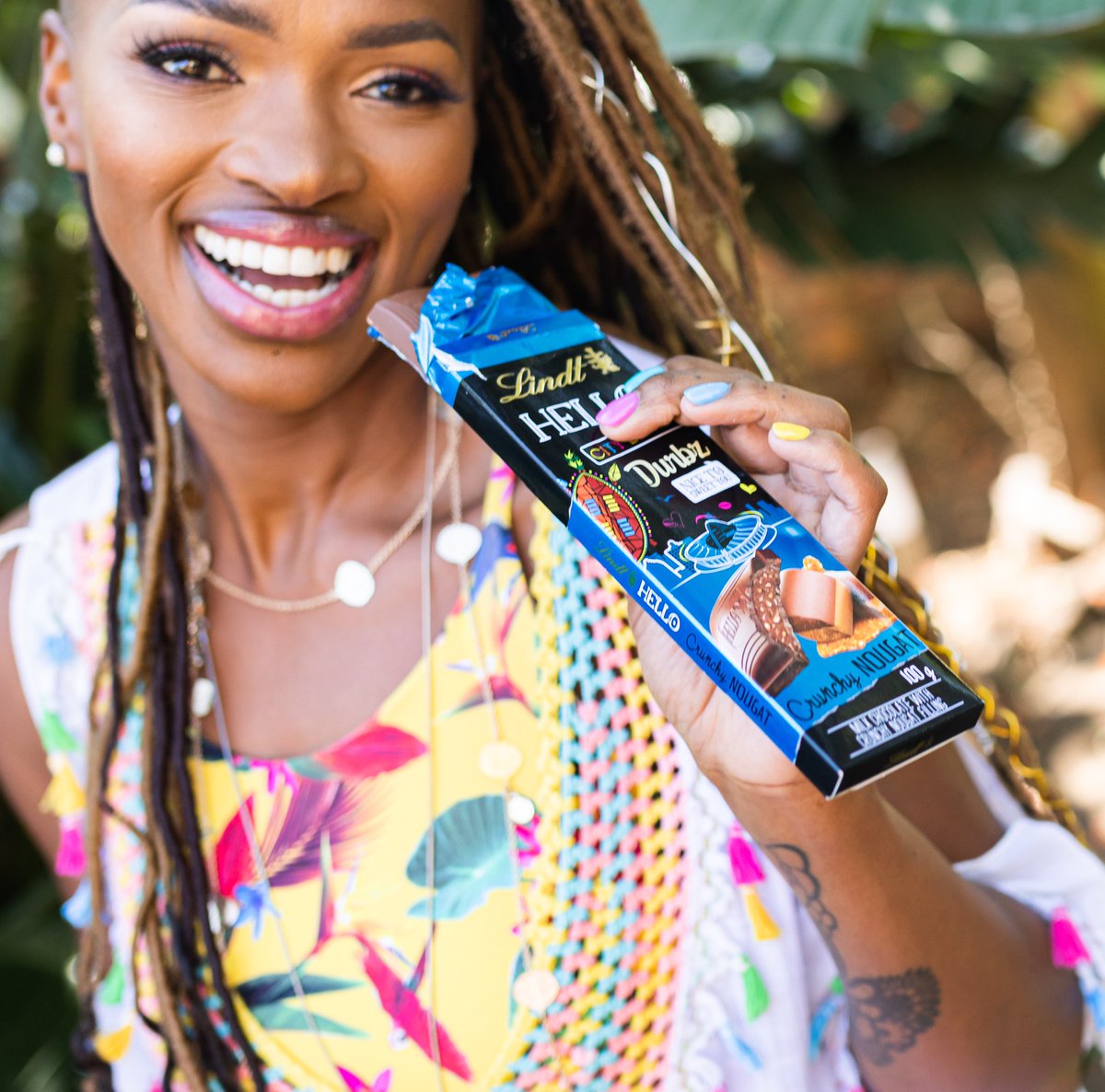 FixMoeti's tweet photo. Enjoying Durbz this Spring ๐๐ธ
#LindtHELLO #StaySafe #SouthAfrica #HeritageMonth
๐ธ: @CelizeCzichon
๐จ: @NuVo_Ink https://t.co/VMmVu4BwFj