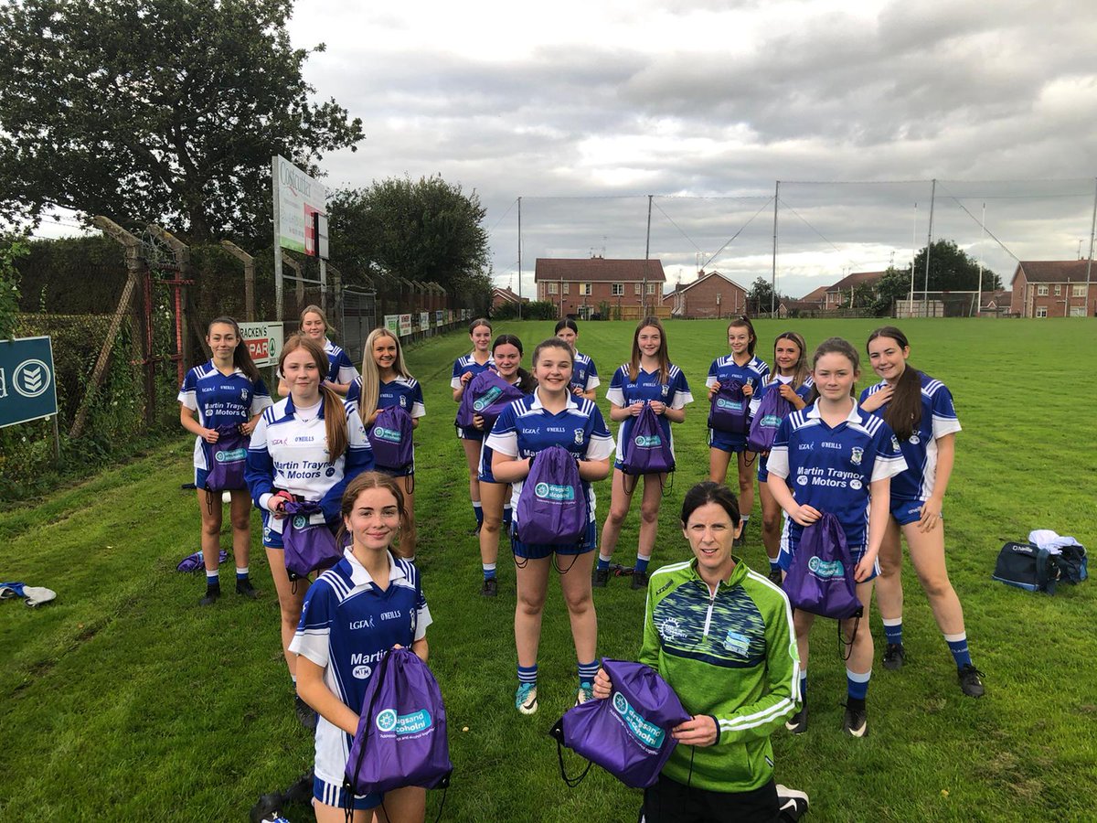 NIDACTS's tweet photo. Southern Connections delivered drug and alcohol information awareness packs to the under 16 girls of Armagh Harps GAA
#CONNECTIONS #SDACT #PHA https://t.co/M3lD1pIPiX