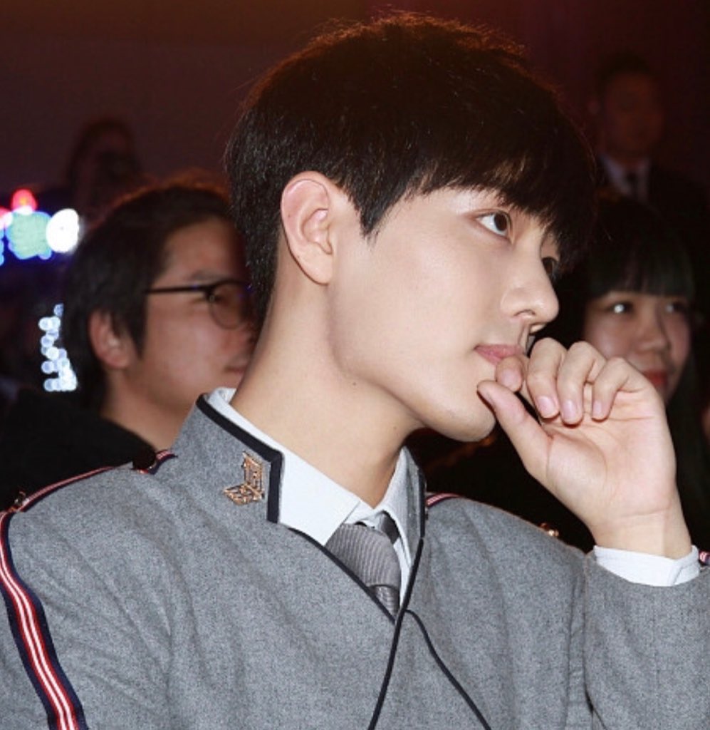 xzhan1005's tweet photo. xiao zhan in 2016 to 2018 to 2020 https://t.co/IoQenC1rsf
