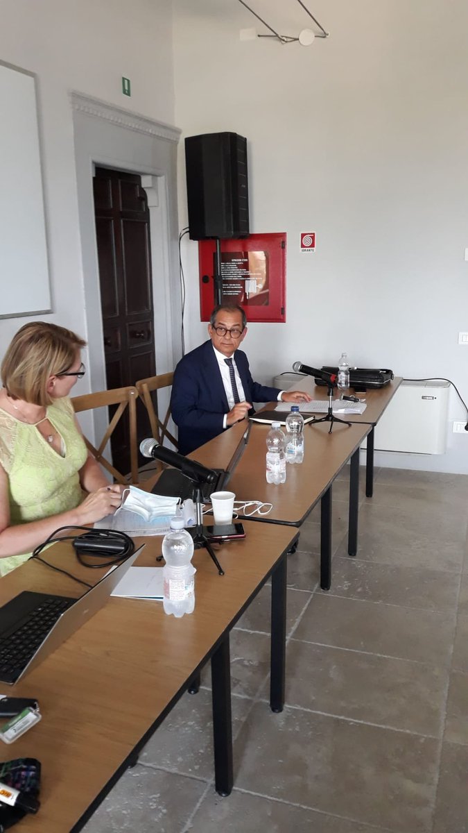 etuc_ces's tweet photo. Ahead of #LSL20 @etuc_ces organises in Montepulciano the working group "Re-Thinking our social and democratic models in an economy with high debt and low interest rates" discussing Global trends during and after the COVID-19 as well as inequalities @liina_carr https://t.co/CLp8eANaNN