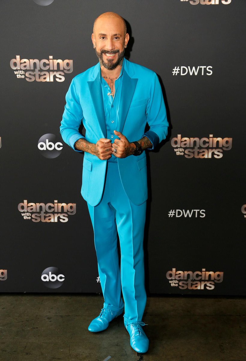 BsbArmyChile's tweet photo. Maravillosa noche @aj_mclean y @cherylburke ... siempre por mas 💪🏻❤️ #teamgetdown  #bsbarmy @backstreetboys ❤️😘❤️❤️❤️😘❤️😘❤️😘 @dancingabc https://t.co/9YQwikyKZ5