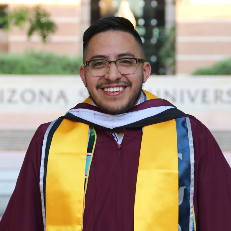 ReportingLabs's tweet photo. #LatinxHeritageMonth begins TODAY thru Oct. 15. Check out this spotlight on one of our #Latinx alumni @gaminogabriel, now a reporter &amp; anchor for @KTAR923 in #AZ: https://t.co/1QsCjFtLT0 https://t.co/djNsknMGGS