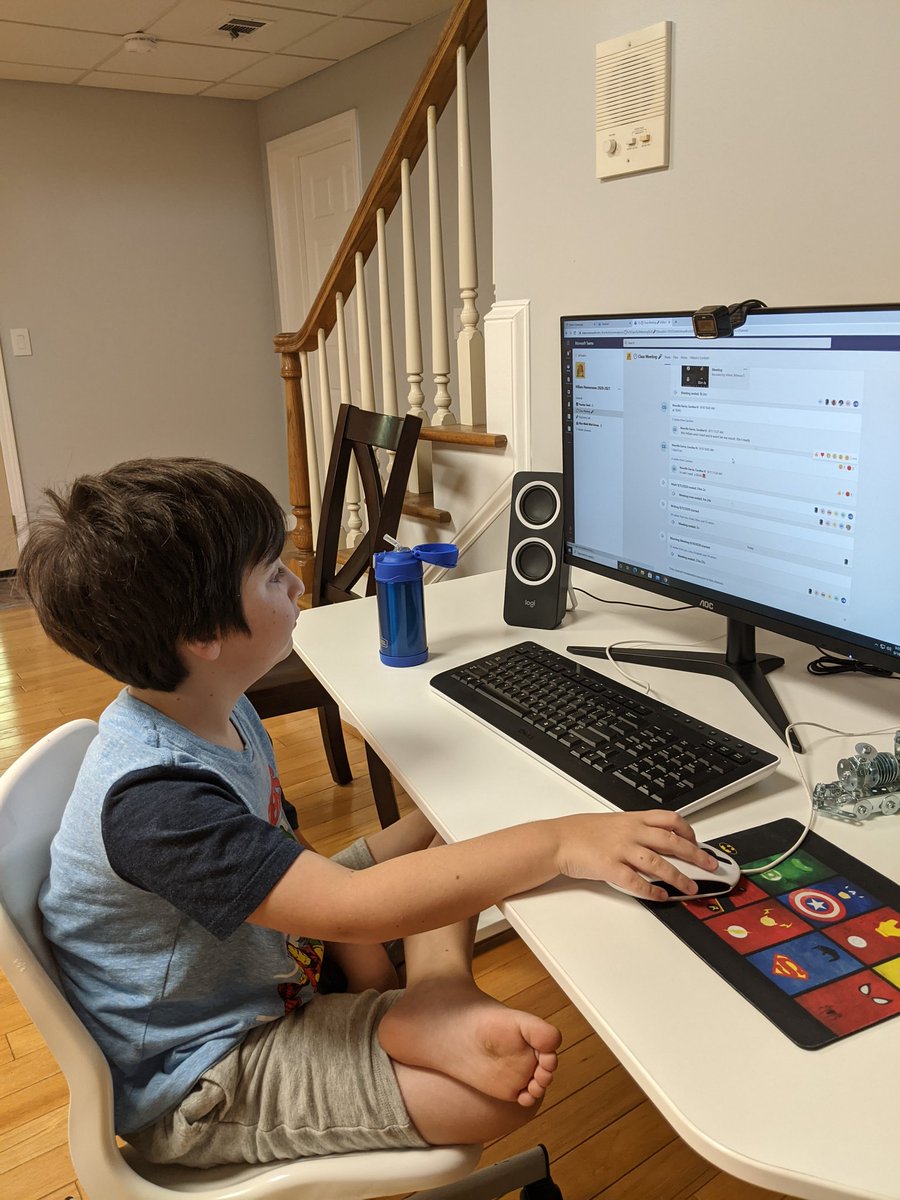 LazarusCohen's tweet photo. Working hard remotely @DolvinES #Dolvingoesdigital @hillam4kids https://t.co/cdmvrkJuNS