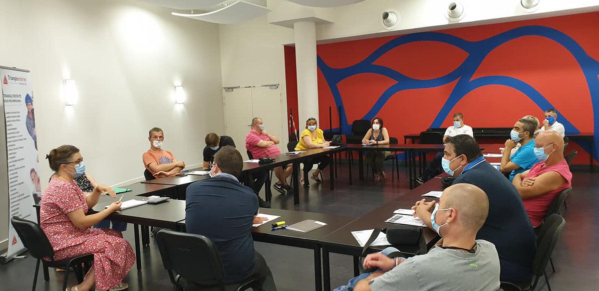 #Recrutement #Partenariat <a href="/TriangleInterim/">Triangle Intérim</a> , le PLIE et le Proch-info formation : Sessions de recrutements. Merci à Mme Nathalie Chaillet, responsable à l'agence Triangle Intérim pour son intervention, son partenariat et cette opportunité donnée aux demandeurs d'emploi.