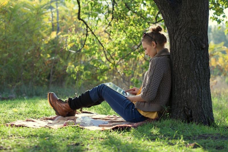FireandAshPubl's tweet photo. Get #outside like her! She's #reading the #ebook for SPRINGTIME IN LAWRENCE PARK in #nature. If you haven't #read it and you like #fiction #mystery #darkhumor #culture &amp; more, you should! It's available in three formats on Amazon. #books #ebooks #audiobooks https://t.co/kNFMwlKbFM