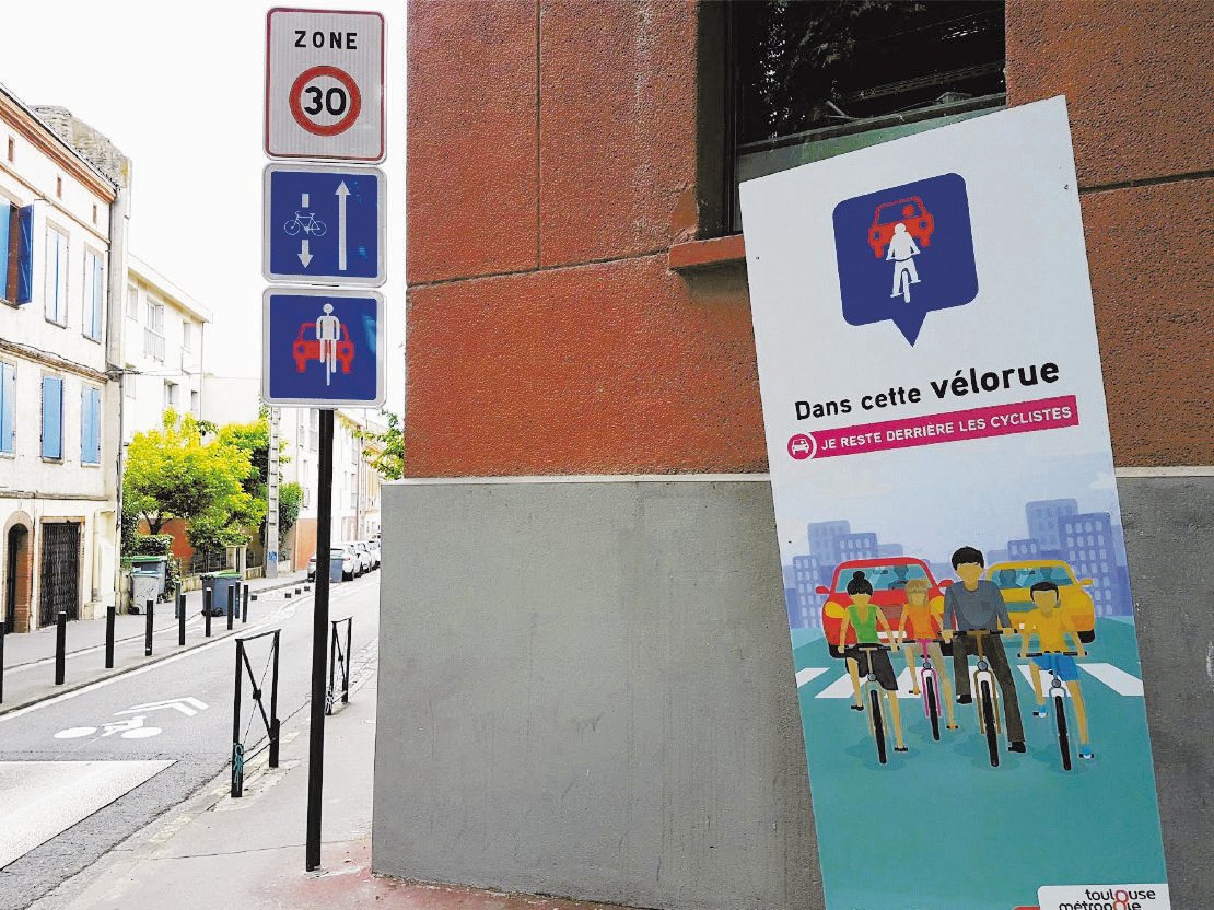 Jtoulousain (@jtoulousain) on Twitter photo Retour des #balades nocturnes à #velo organisée par l'association <a href="/2Pieds2Roues/">2️⃣Pieds 2️⃣ Roues Toulouse 🚶♀️🚴♀️🛴</a> 🚲 buff.ly/3mn1rYB #Toulouse Retour des #balades nocturnes à #velo organisée par l'association <a href="/2Pieds2Roues/">2️⃣Pieds 2️⃣ Roues Toulouse 🚶♀️🚴♀️🛴</a> 🚲 buff.ly/3mn1rYB #Toulouse