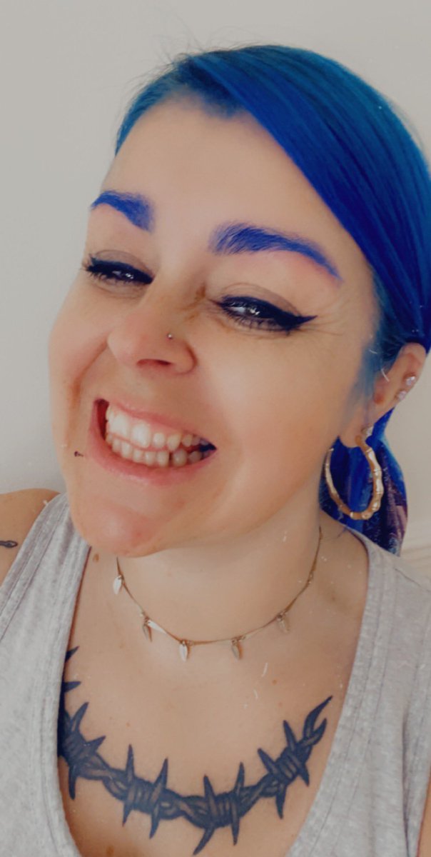 vickywatts2's tweet photo. Must be having a mid life crisis went a bit crazy &amp; dyed my eyebrows to match my hair , do love them though 🤣💙 #bluehair #blueeyebrows #daretobedifferent #BeYourself #dowhatmakesyouhappy https://t.co/sEPgzY7VDl