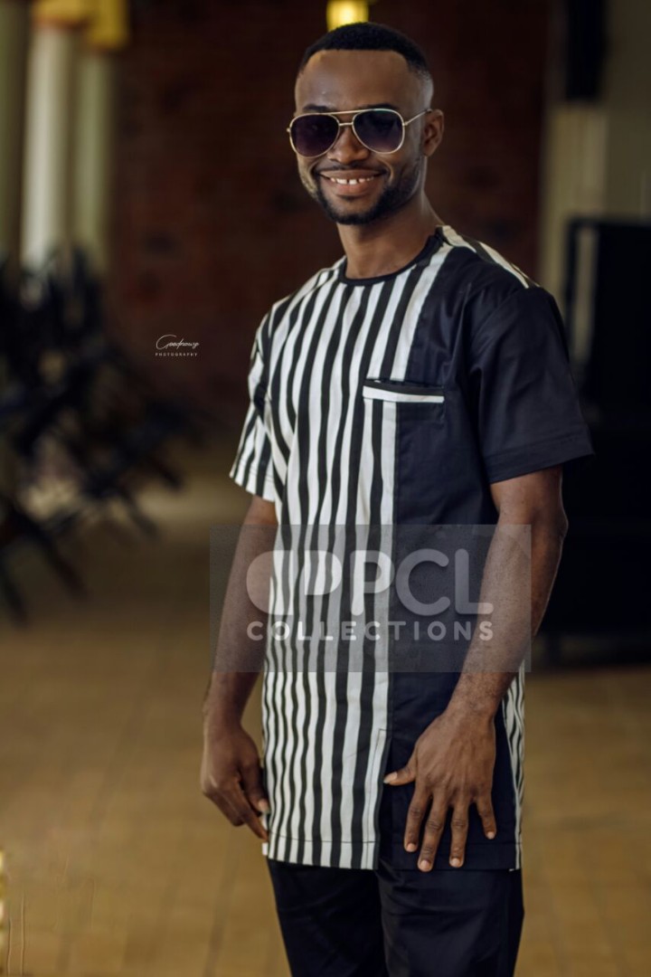 pcl_collections's tweet photo. Many factors contribute to the inspiration of the other. Be inspired by PCL
Be confident.👉
@nanakwame_agyare

#mensuits #mensfashion #womenswear #womensfashion #fashion #ghfashion #ghfashiondesigners #africanwear #Official #bestdesigns #ankara #ankarastyles #braidsmaid #wedding https://t.co/YJTTBp7BTS