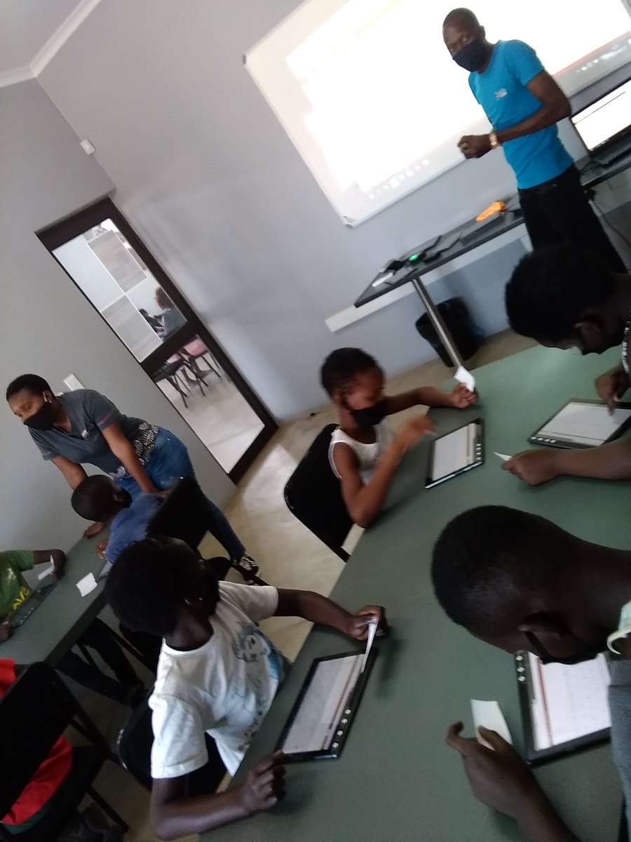 FloydMathonsi's tweet photo. #OLAafternoon programme @dumphriesdlc @GwfOnline https://t.co/LRCvVnrjPI