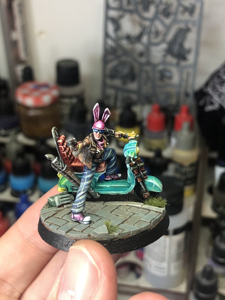 asavarbrush's tweet photo. Nueva motorista para mi banda de #hijosdelasangrenegra de @Punkapocalyptic #paint #miniaturepainter #paintingminiatures #tabletop #pintando #punkapokalyptic https://t.co/di08MNikUg