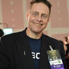 PlaytestCloud's tweet image. Speaker Spotlight: writer @Paul_Cornell shares his experience of character creation with Pocket Gamer Connects — pocketgamer.biz/profile/74469/… • #writing #characterwriting #mobilegames #videogames