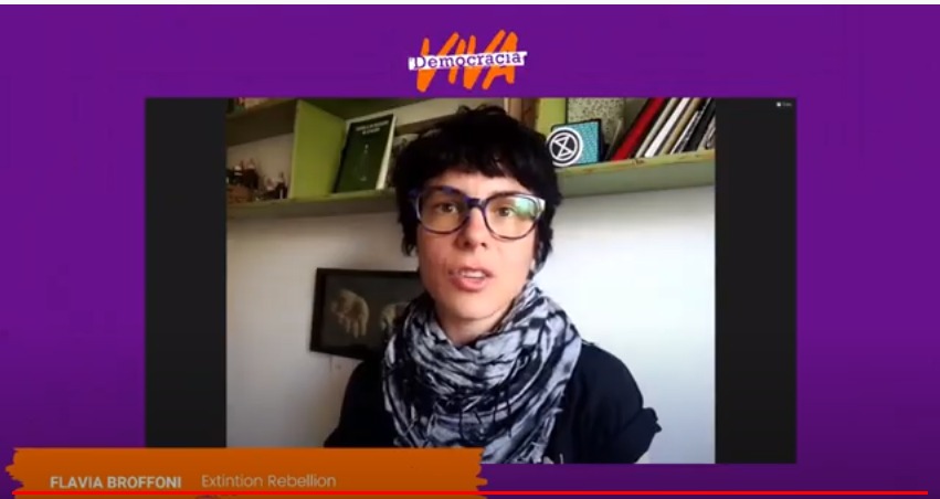 AsuntosDelSur's tweet photo. 🔴 EN VIVO | ¿Cuánto cuesta nuestro daño? 
⭐ | @FlaBroffoni "La urgencia es atender esto como lo que realmente es: una emergencia sin precedentes; una posibilidad real de extinción de un millón de especies, incluida nuestra propia especie".
▶ | https://t.co/hc4RzSBzFC https://t.co/DlD0J1EsC0
