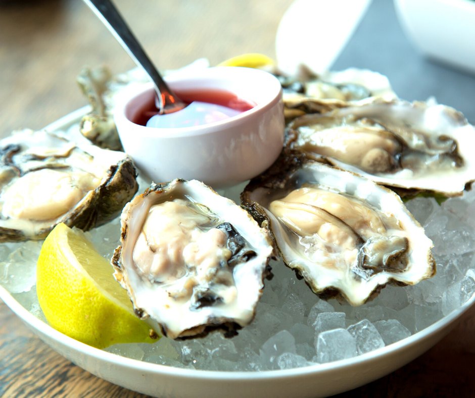 eatpier48's tweet photo. “Shell-ebrate” the good times at Pier 48’s happy hour with $1 Oysters from 4-6pm! 

https://t.co/NErImFDUn2

#happyhour #oysters #drinks #happyhourspecials #eatindy #eatlocal #indylicious #eat317 #shareindy #loveindy #eatanddrink #restaurant #eatout #indylicious https://t.co/ijMi8YqbpB