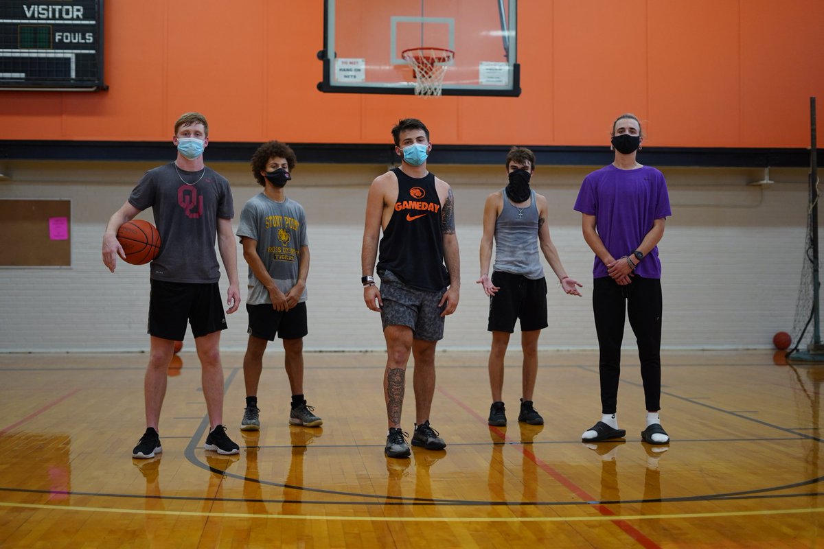 TommyHewettWC's tweet photo. Happy Tuesday! We hope everyone is having a great week so far!
Come check out some of the new equipment that we've added to our gym. 
#ecuwellnesscenter https://t.co/5KpqelGHoj