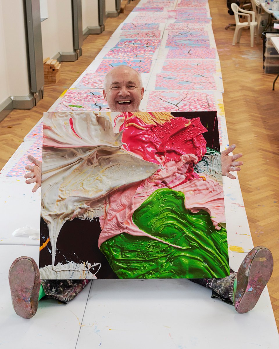 hirst_official's tweet photo. I've teamed up with the great @FondazionePrada to make a new set of charity editions to raise money for @SaveChildrenIT. They're called Fruitful &amp; Forever and are based on details from my Cherry Blossom paintings. Available @HENIGroup until 27 September.
https://t.co/apXNvuh7kG https://t.co/Bt9LOy4uCa