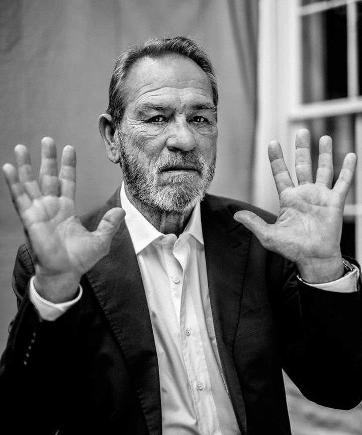 Happy Birthday to Tommy Lee Jones who turns 74 today! 
