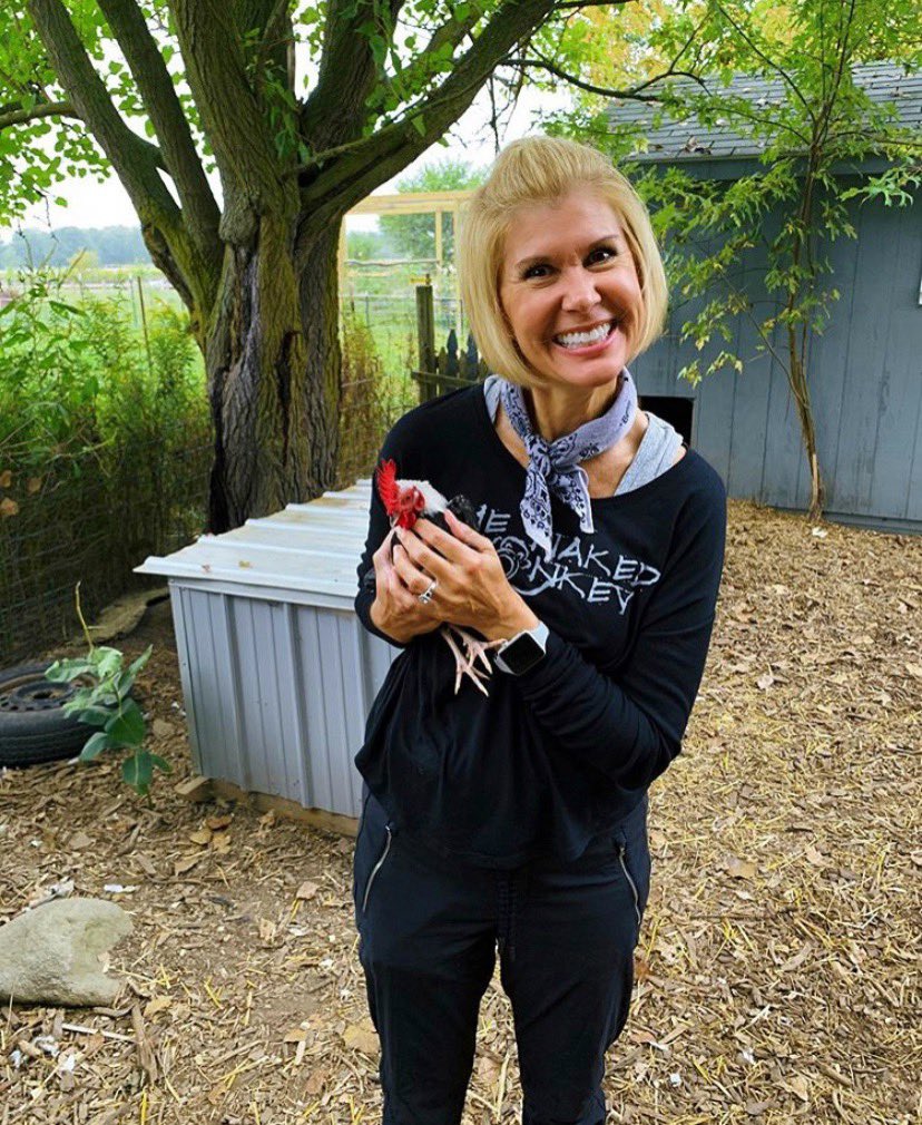 TheNakedMonkey's tweet photo. Let’s all wish this fearless leader, fur (or feather in this case) loving woman, and pickle ball champion the happiest of birthdays today! 🎉 We hope you have the most amazing day celebrating, you deserve it and then some. We are so grateful for you, we love you! ❤️ https://t.co/obNs8vJz5m