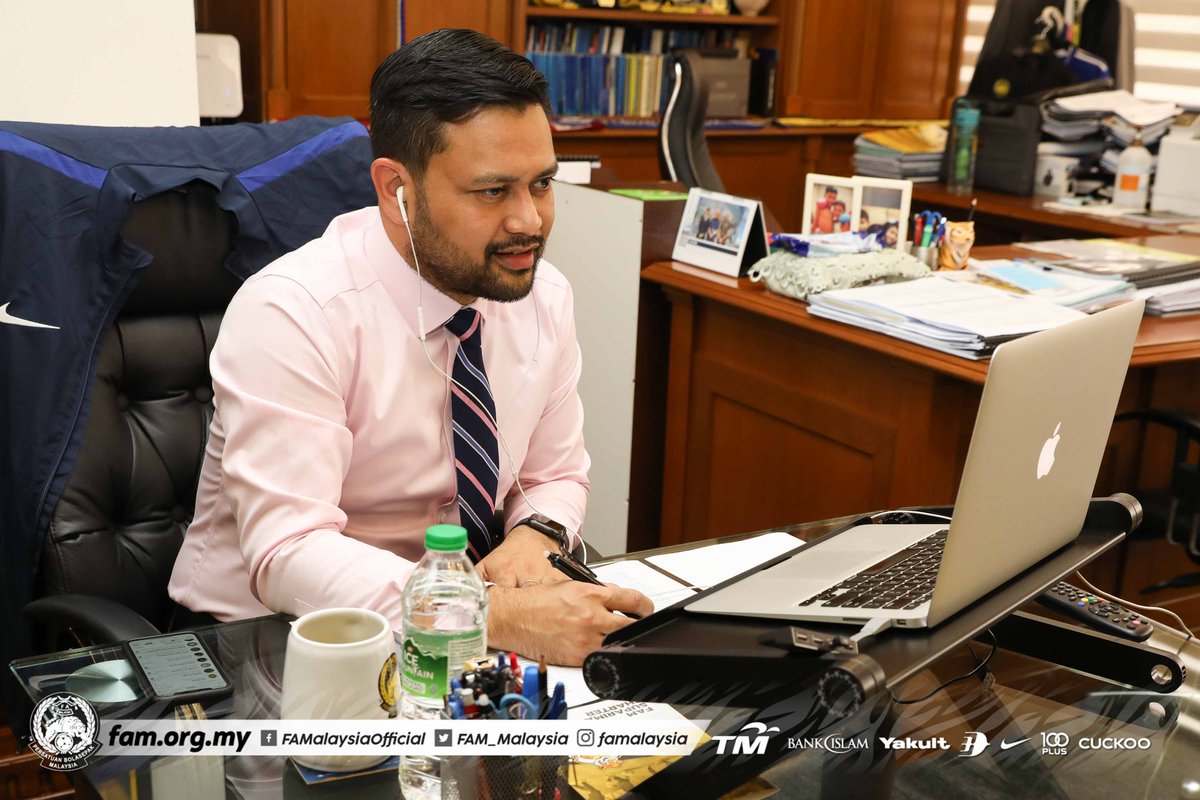 FAM_Malaysia's tweet photo. Stuart As Speaker For 'All That Matters Online 2020'
One of the interaction sessions that took place on the second day, today involved the FAM General Secretary, Stuart Ramalingam as one of the speakers.
Read more at https://t.co/yWRpk0LAR3
#FAM #HarimauMalaya #Matters20 https://t.co/IpX5OWVL1N