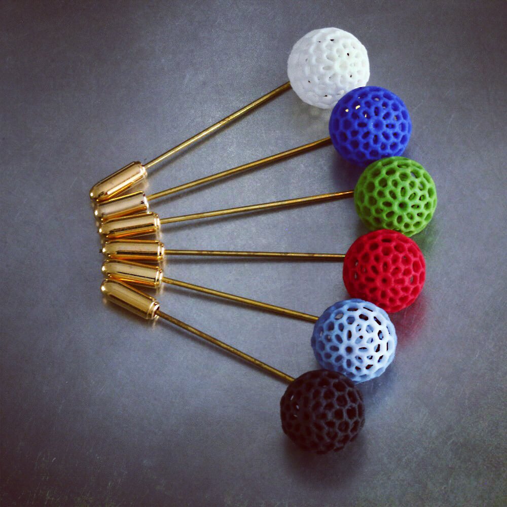 Studio_ePosh's tweet photo. NEW.
#3Dprinted tie/lapel pins BEHAVE inspired by delicate&amp;complex radiolarians. Intertwining shapes wouldn't be possible without the current innovative manufacturing process.
For him &amp; her.
#jewelry #wearableart #Studio_ePosh #dutchdesign #EllekeVanGorsel #tiepin #accessory https://t.co/2MfoYibdwX