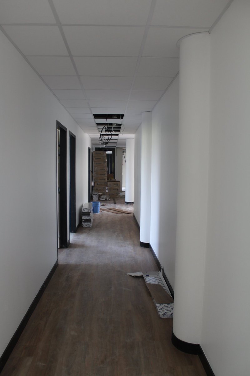 [#Déménagement] Tic tac tic tac ça avance...⌚
Quelques clichés de l'avancement des travaux dans nos prochains locaux 📸 Nous sommes très impatients à l'idée de vous accueillir 🤩🔜