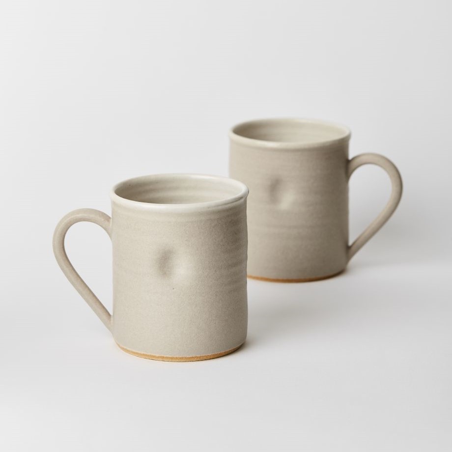 We are huge fans of Tone von Krogh's work! Here are her wheel thrown #stoneware mugs in a selection of muted shades inspired by Nordic winter landscapes: madebyhandonline.com/products/stone… #ceramics #handmademug
