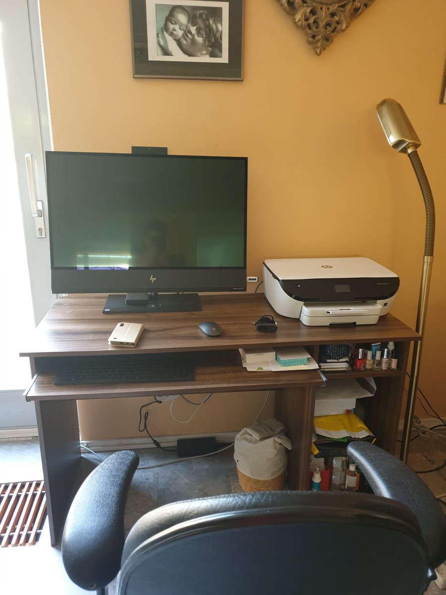 t3chaddict's tweet photo. Mommy T3chAddict loves her tech as well. So got her an upgrade. Happy birthday Mom.
#hpenvy32 #hpenvy32aiopc #pcmasterrace #happybirthdaymom
#daytraders #daytraderlifestyle #daytraderslife #forextrade #forextrader #forextrading #forex #forexlifestyle #forexlife https://t.co/knVv6x8572
