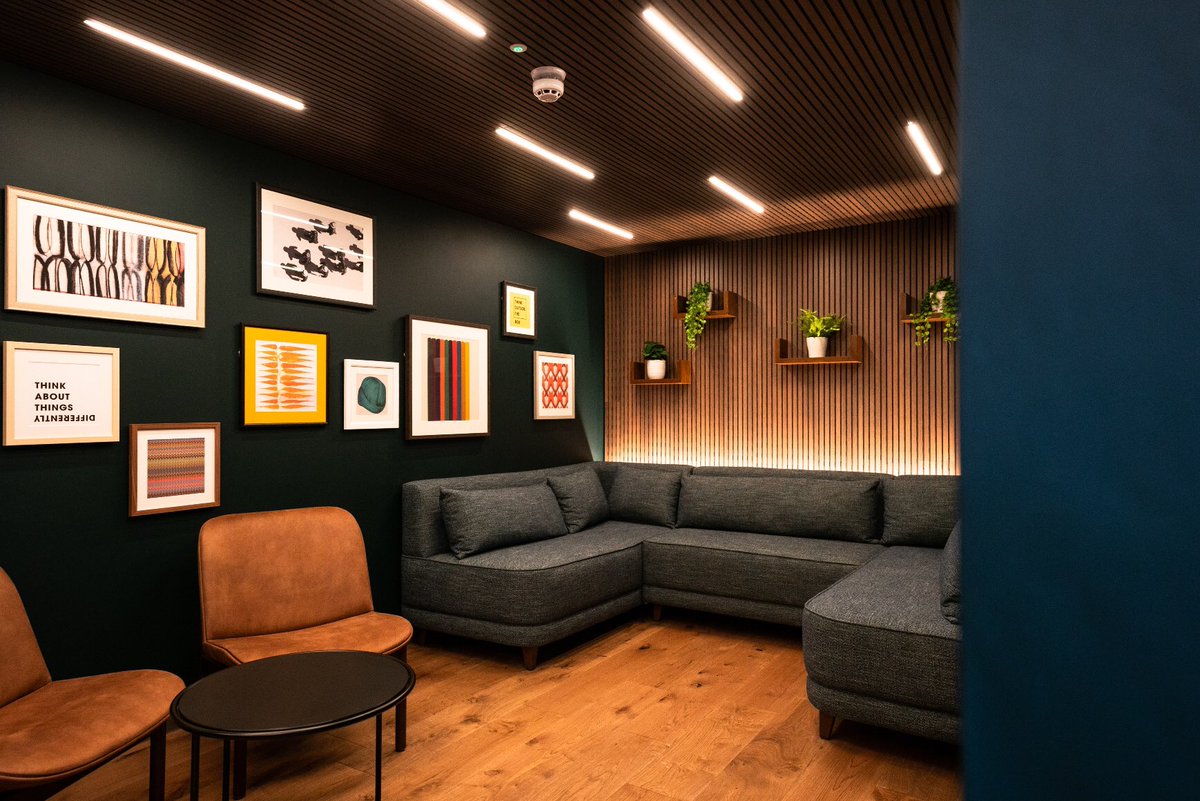 Exclusive_Hotel's tweet photo. We love our new snug - itβs the perfect break zone or thinking spot when your enjoying a day of work in Homespace at @Royal_Berkshire
#athomewithexclusive #homespace #royalberkshire #exclusivecollection #alternativeworkspace #remoteworking #workingfromhome #snug https://t.co/zL9LEaezLG