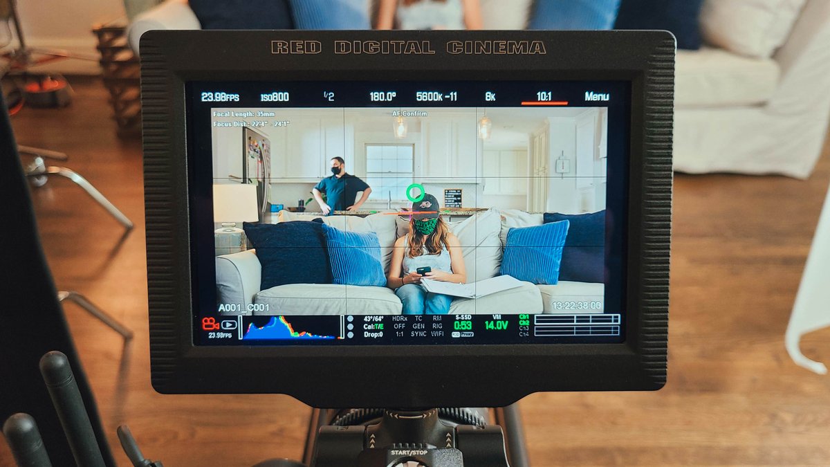 ConsumeMediaATL's tweet photo. And Michael said "let there be light!" Good lighting makes all the difference 💡
Great day on set with our friends at @barktechco! https://t.co/IWHgev4OgU