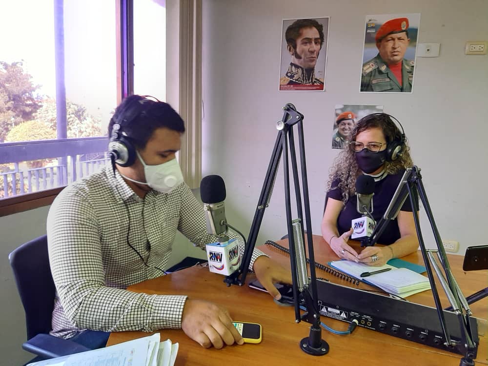 #ConLasManosEnLaTiza Gerente Regional <a href="/GasTachira/">Gas Táchira</a>, Rafael Belisario: A pesar del esfuerzo que hace la directiva de <a href="/GasTachira/">Gas Táchira</a> en la distribución del GLP, del gas doméstico, tenemos 4 días con los niveles en la fuente de suministro y en el Táchira muy bajos.
#LaVerdadDeVenezuela