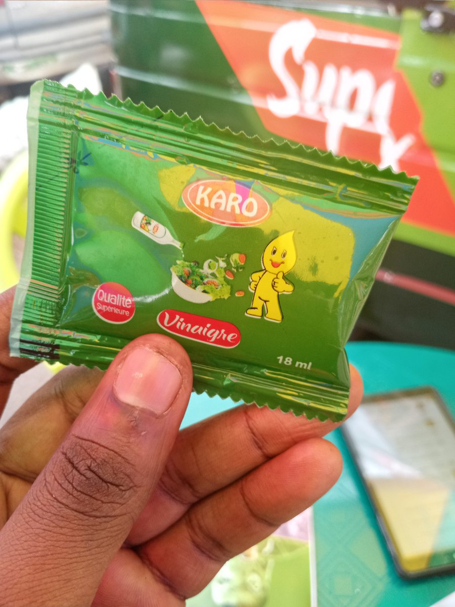 Karoguinee's tweet photo. Petit format, Petit Prix, Pas de gaspillage
500 GNF seulement
#Karo #Naturel #CestDélicieux https://t.co/O07t3WV1zr