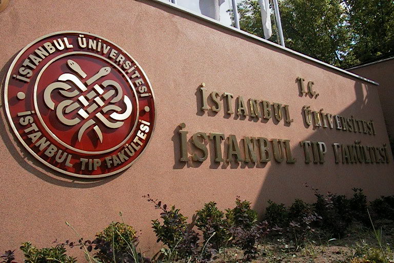 sendika_org's tweet photo. İstanbul Tıp Fakültesi Dekanı: “Pozitiflik oranı %15, artık salgının İstanbul için yeniden başladığını söyleyebiliriz” 
                
https://t.co/HoYb1WN8Yt https://t.co/tbyVKf9JjV