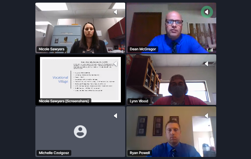MichWorksAssn's tweet photo. Presenters from the @MichiganDOC discuss current plans to create second chance opportunities for returning citizens, including efforts throughout the COVID-19 crisis.
#MIWorks | #MWConf https://t.co/7fkxiIVGrK