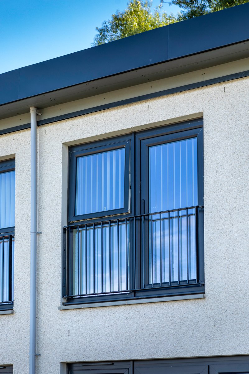 SpectusWindows's tweet photo. 483 #Spectus #Elite70 #windows were #specified for this exceptional #affordablehousing scheme where the historic structure has become an integral part of the structure of the new homes.  

Read the full case study HERE@ https://t.co/HDSqTutZ68 https://t.co/tY1NEhHzUU