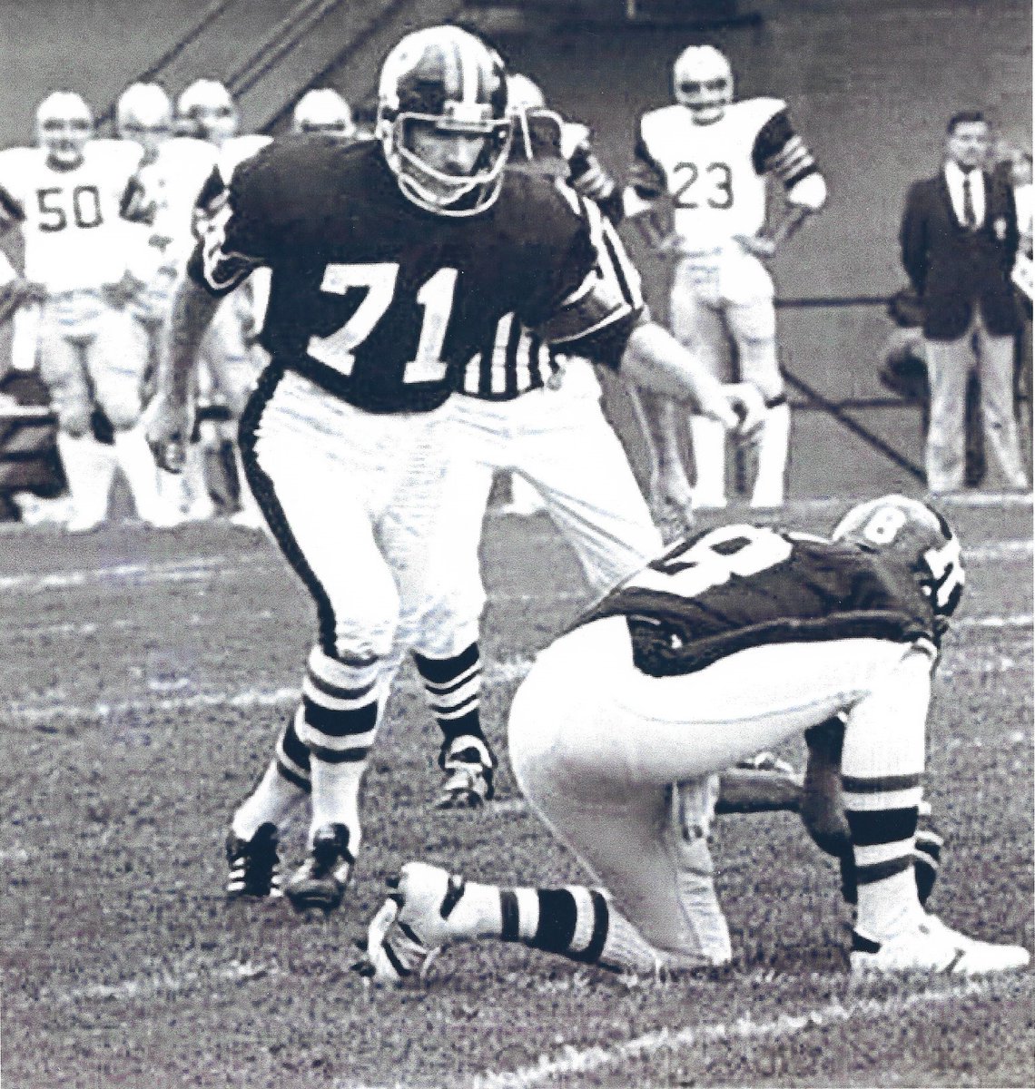 IfJimDontKnow's tweet photo. Sept 15/79 (41 yrs today), #OttawaRoughRiders 22 #WinnipegBlueBombers 19 @ #Winnipeg. Riders scored 11 points in final 63 seconds. #JeffAvery with TD, #BruceWalker with 2-point conversion and #GerryOrgan with 33-yard FG. https://t.co/XVQYHWqovn